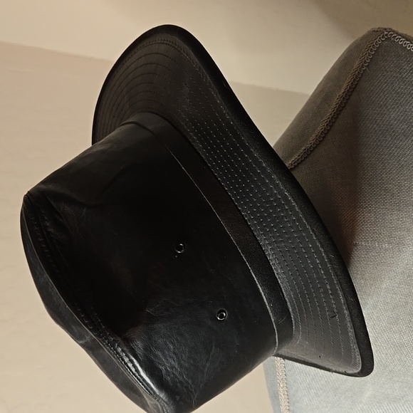Vintage Henshel Black Leather Fedora Hat - Picture 2 of 12